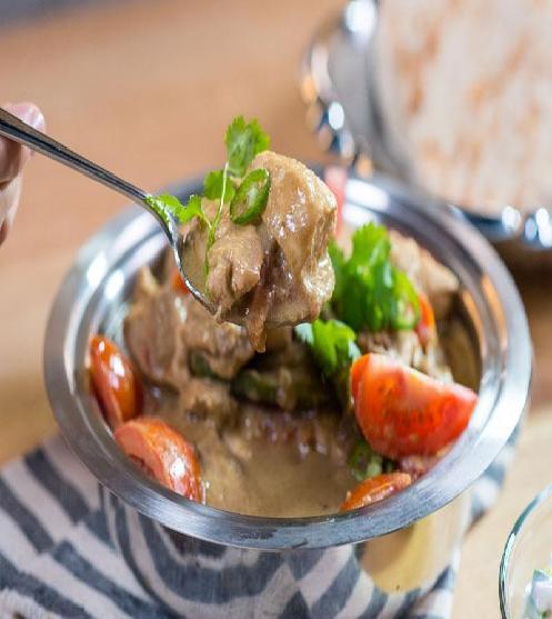 Quick Korma with Pitta Bread