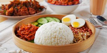 Nasi Lemak with MAGGI® Sambal Tumis