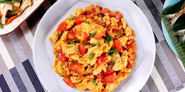 Tomato Scrambled Eggs